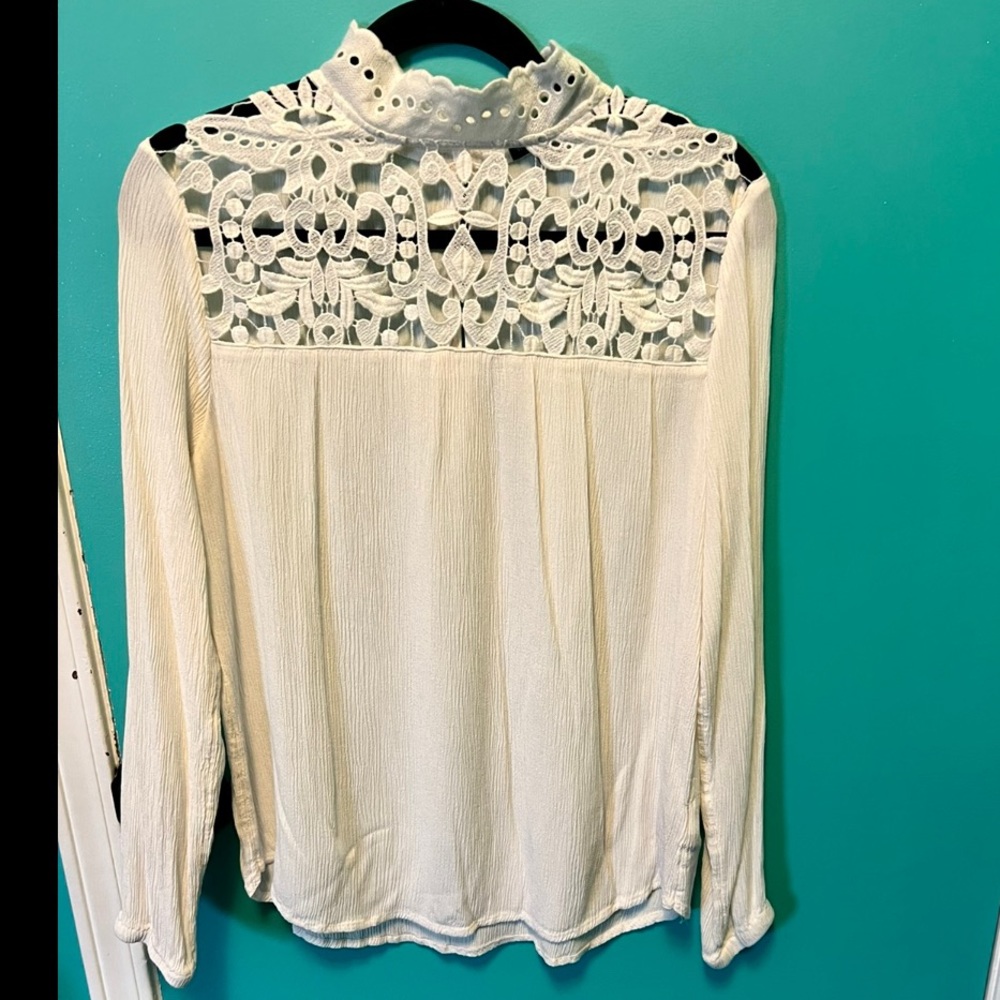 Who What Wear long sleeve ivory blouse